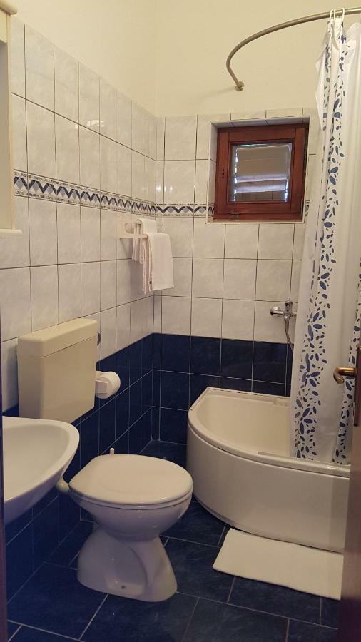 ילסה Apartments And Room Caric מראה חיצוני תמונה
